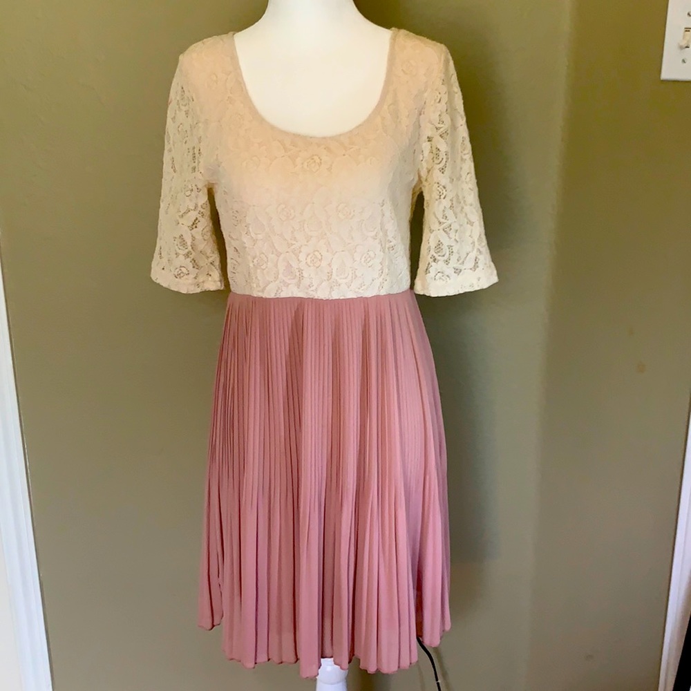 Altars States Size M dress